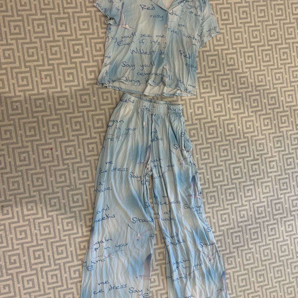 Blue Graphic Women's Pajamas